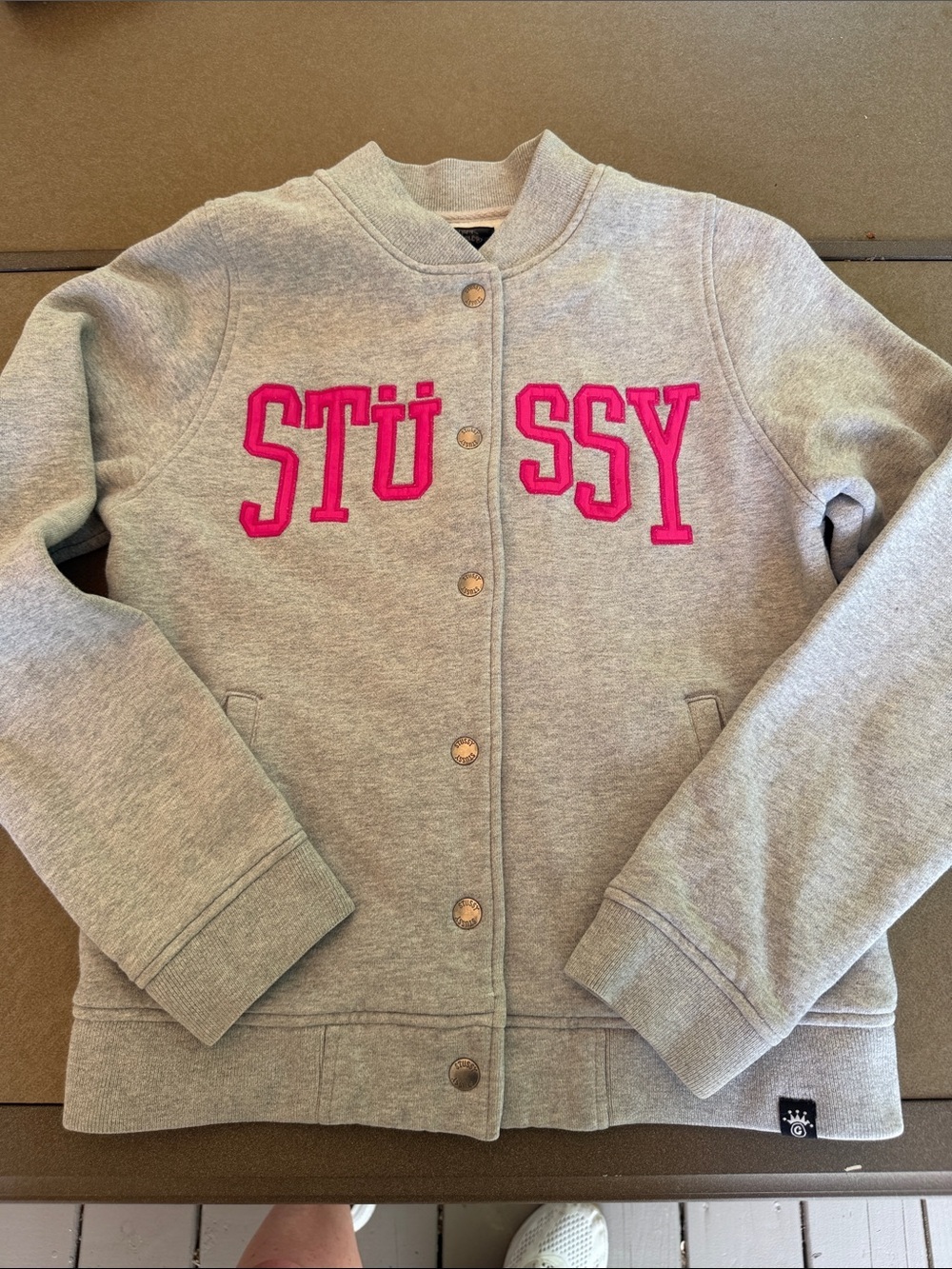 Stüssy Gray Varsity Snap Front Jacket Pink Logo Embroidered Size M Streetwear